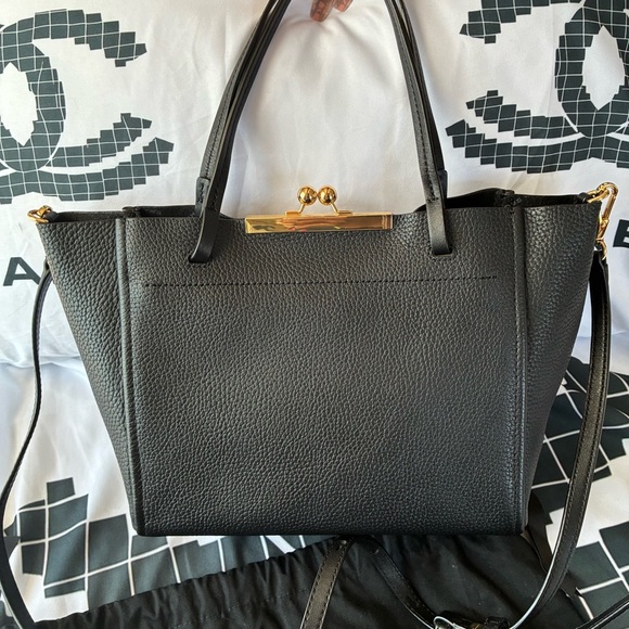 MARC JACOBS The Kiss Lock Mini Leather Tote - Picture 11 of 14